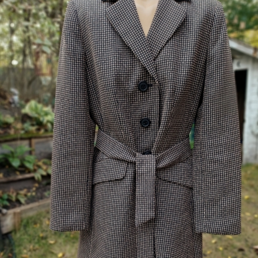 Le Suit Jacket - image 1